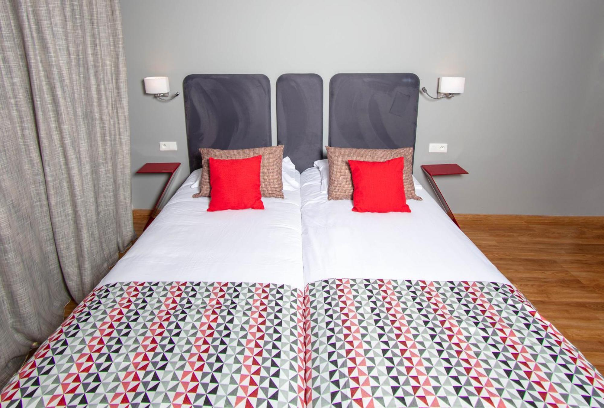 Hotel Mediterranee Calvi  Kültér fotó
