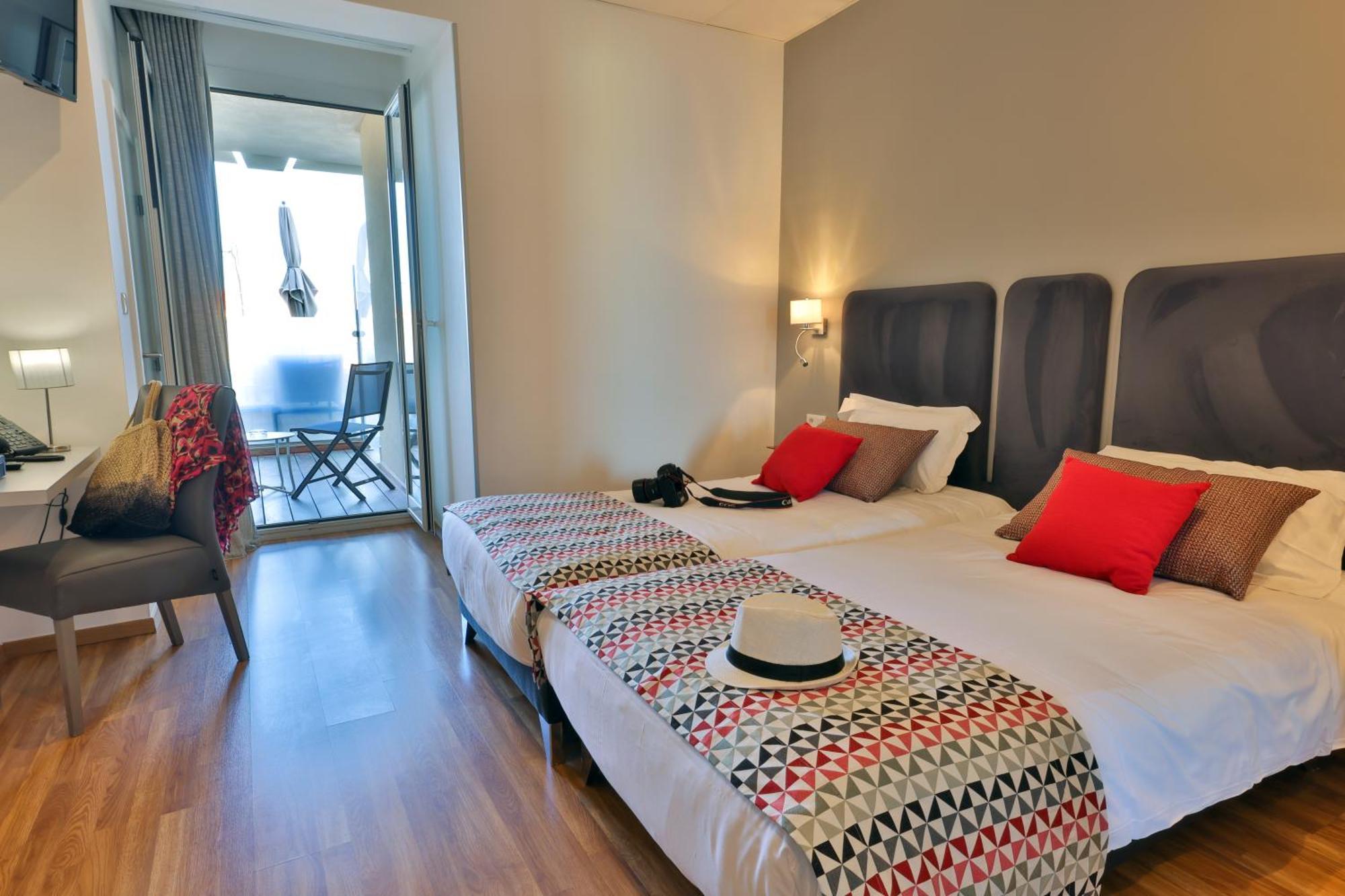 Hotel Mediterranee Calvi  Kültér fotó
